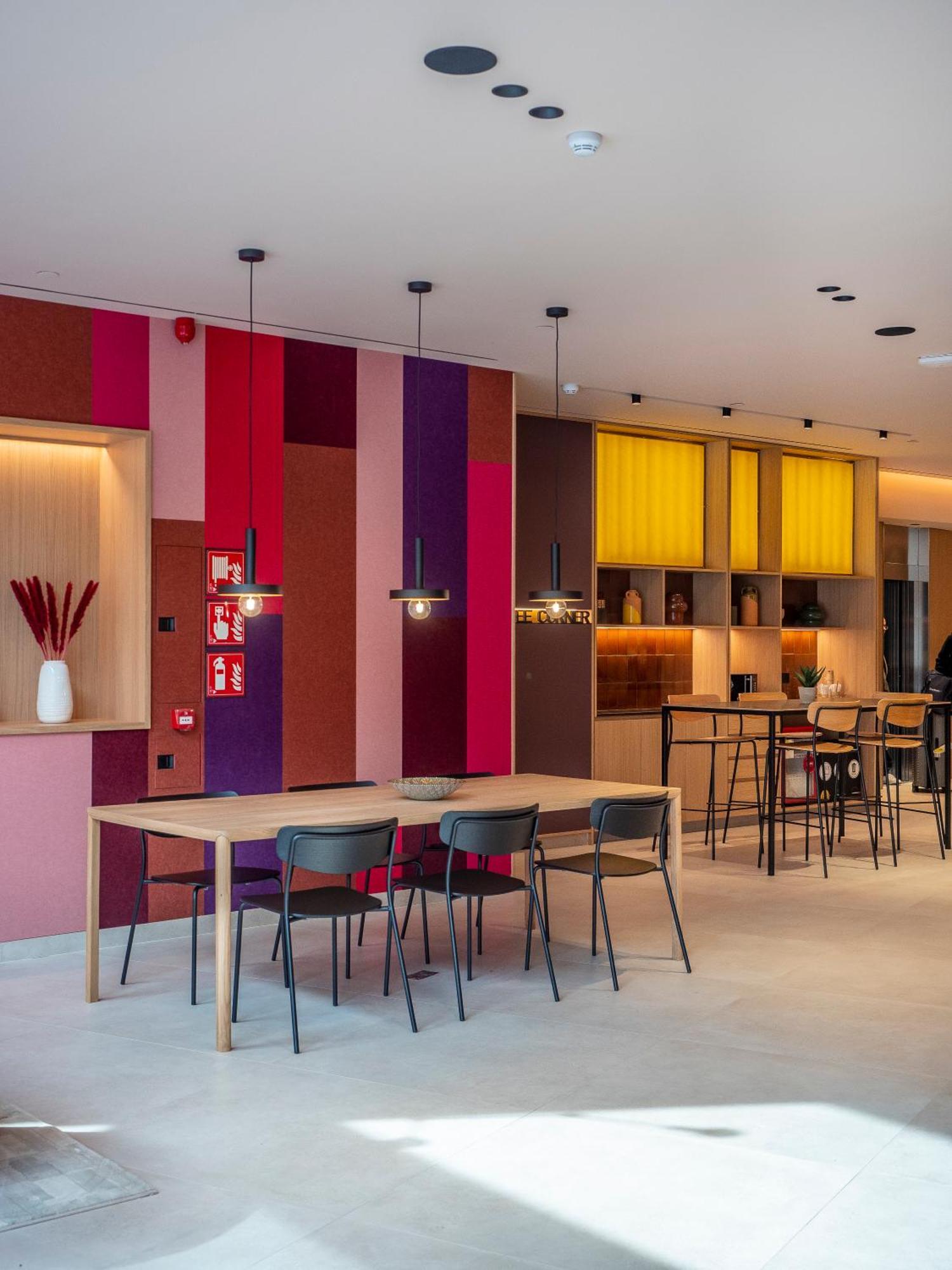 Arcelon Hotel - From 2023 Барселона Екстериор снимка